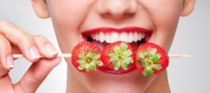 Какие витамины для десен и зубов можно принимать